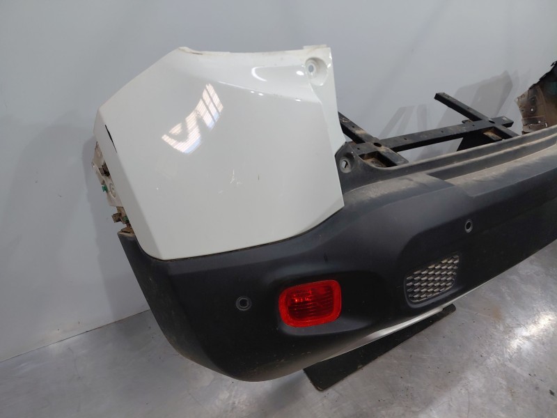 Recambio de paragolpes trasero para jeep renegade suv referencia OEM IAM   
