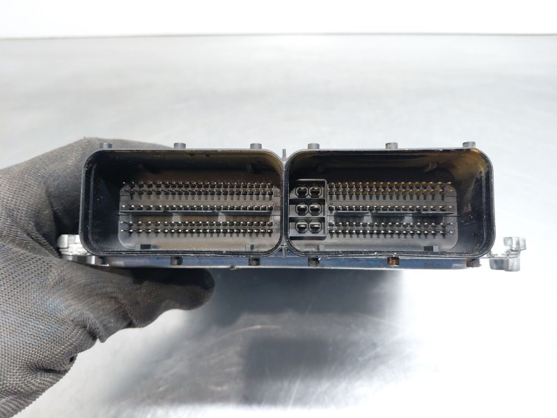 Recambio de centralita motor uce para kia ceed sportswagon hybrid referencia OEM IAM   