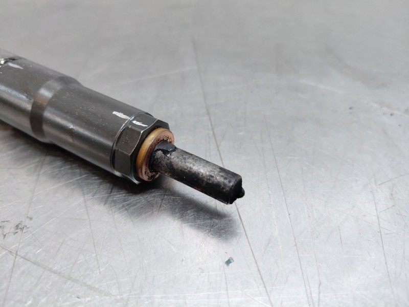 Recambio de inyector para kia ceed sportswagon hybrid referencia OEM IAM   