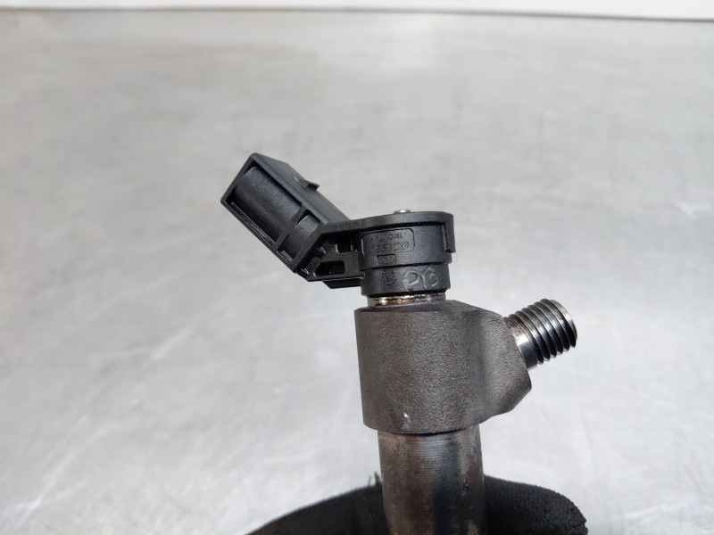Recambio de inyector para kia ceed sportswagon hybrid referencia OEM IAM   