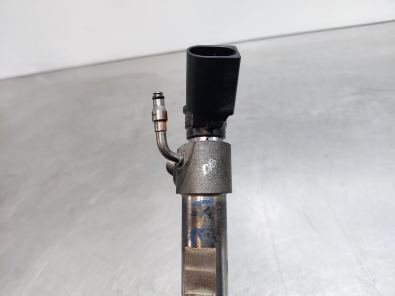 Recambio de inyector para kia ceed sportswagon hybrid referencia OEM IAM   