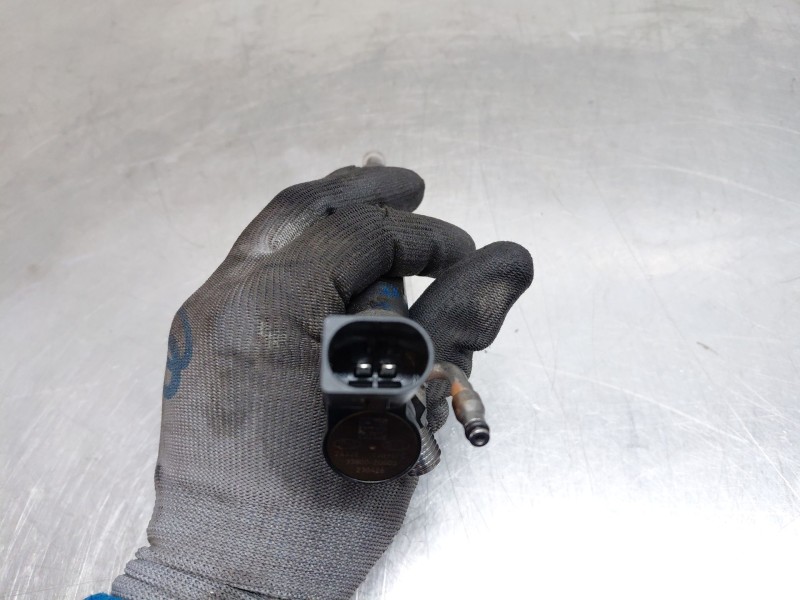 Recambio de inyector para kia ceed sportswagon hybrid referencia OEM IAM   