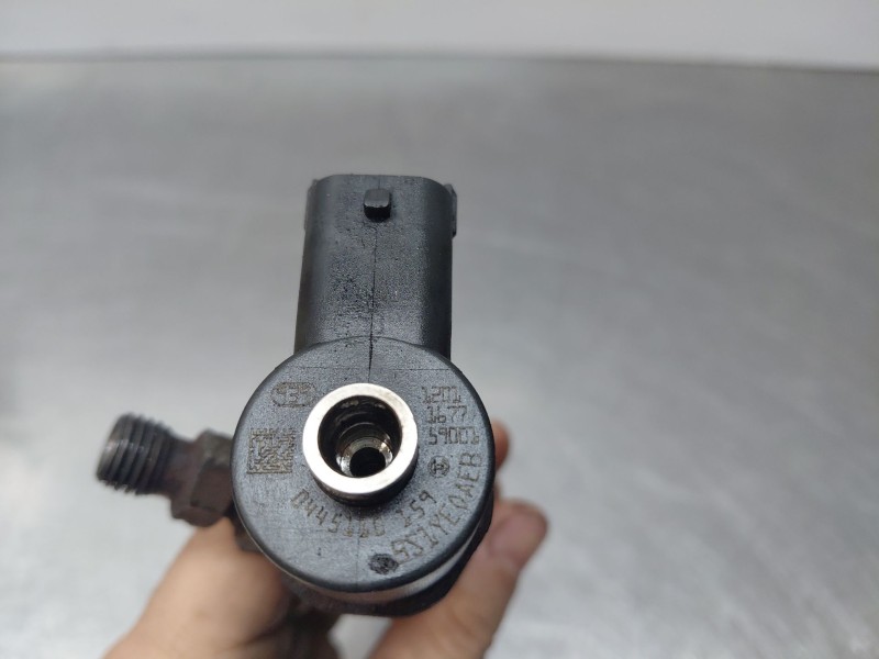 Recambio de inyector para opel zafira / zafira family b (a05) 1.9 cdti (m75) referencia OEM IAM   