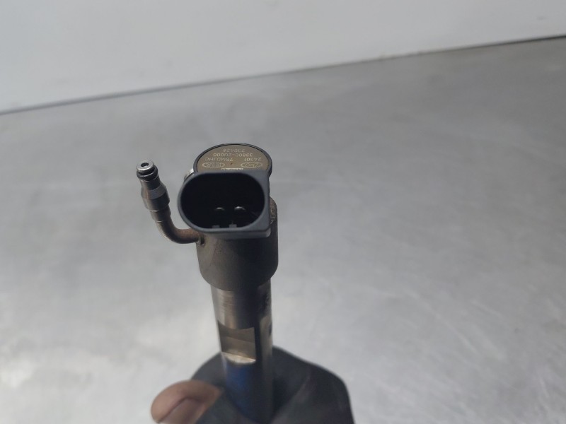 Recambio de inyector para kia ceed sportswagon hybrid referencia OEM IAM   