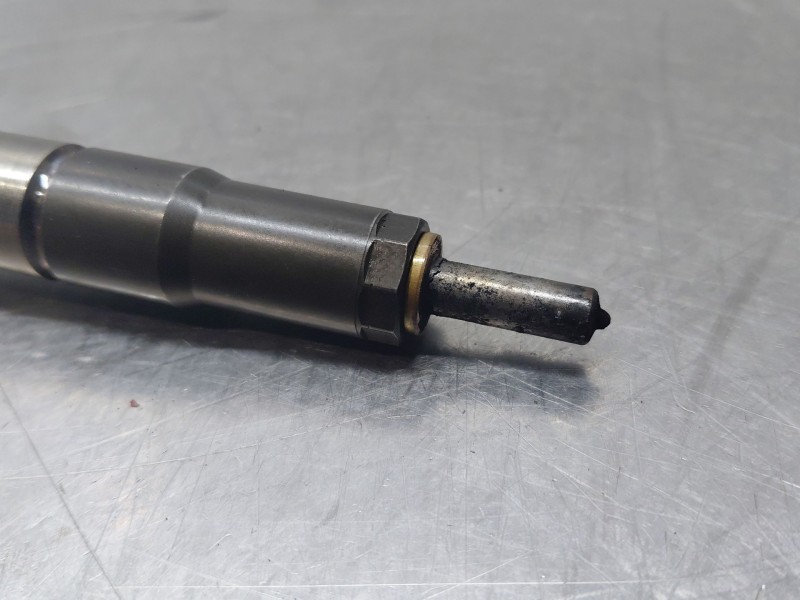 Recambio de inyector para kia ceed sportswagon hybrid referencia OEM IAM   