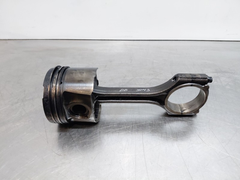 Recambio de biela para kia ceed sportswagon hybrid referencia OEM IAM   