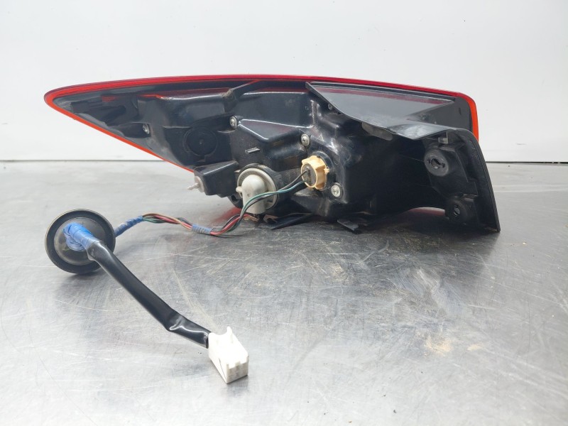 Recambio de piloto trasero derecho para mazda cx-3 skyactiv referencia OEM IAM   