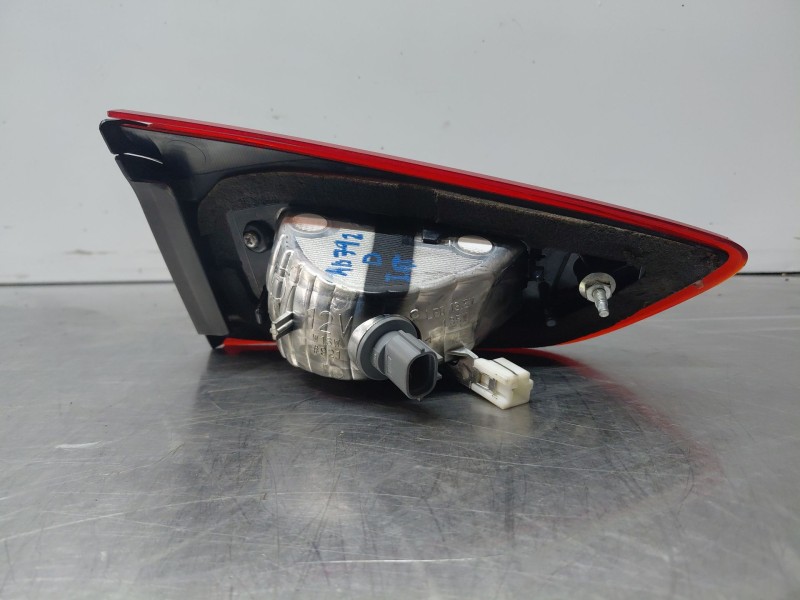 Recambio de piloto trasero derecho interior para mazda cx-3 skyactiv referencia OEM IAM   