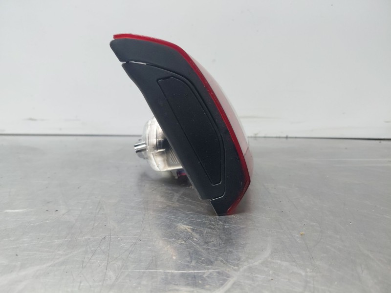 Recambio de piloto trasero izquierdo interior para mazda cx-3 skyactiv referencia OEM IAM   