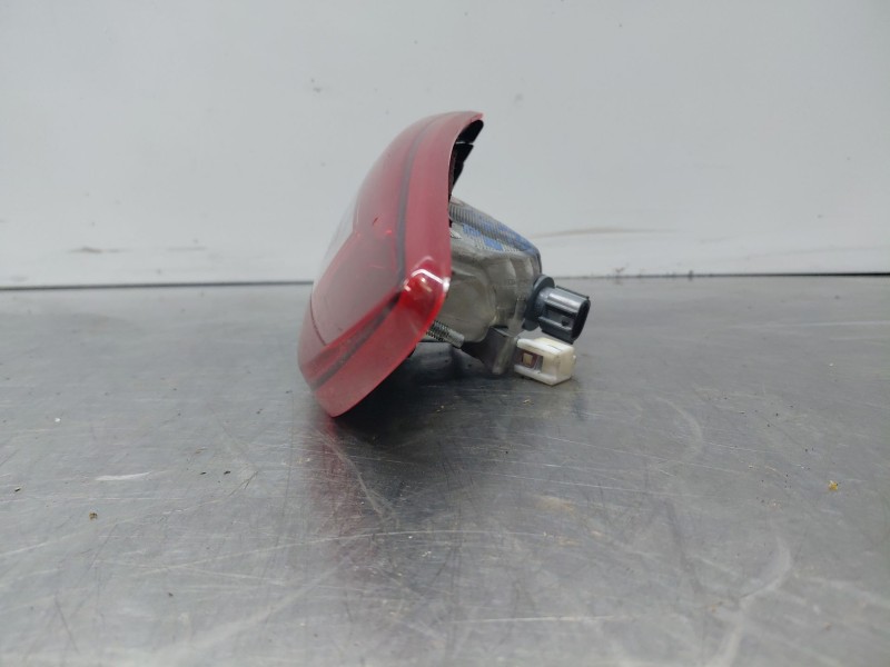 Recambio de piloto trasero izquierdo interior para mazda cx-3 skyactiv referencia OEM IAM   