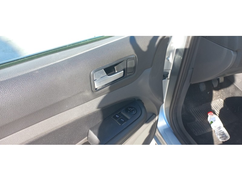 ford focus berlina (cap) del año 2005