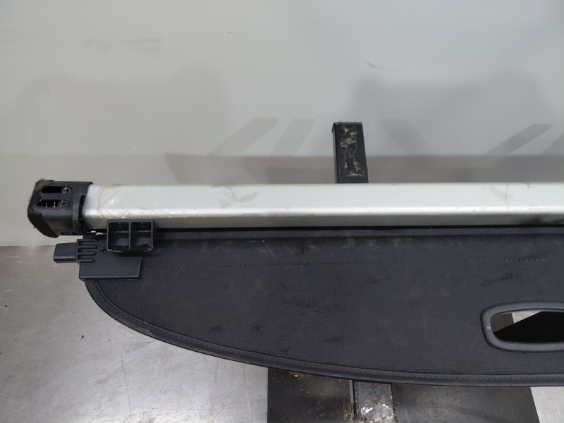 Recambio de bandeja trasera para kia ceed sportswagon hybrid referencia OEM IAM   