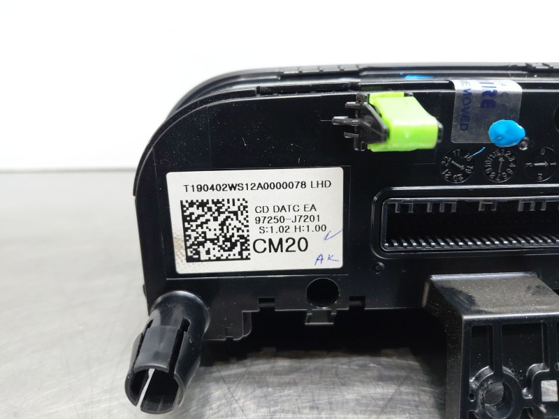 Recambio de mando climatizador para kia ceed drive referencia OEM IAM   
