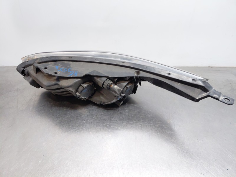 Recambio de faro derecho para kia ceed sportswagon hybrid referencia OEM IAM   