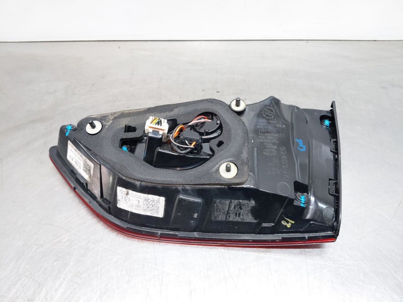 Recambio de piloto trasero izquierdo interior para kia ceed sportswagon hybrid referencia OEM IAM   