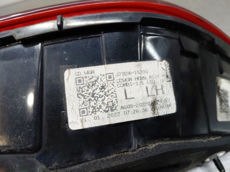 Recambio de piloto trasero izquierdo interior para kia ceed sportswagon hybrid referencia OEM IAM   