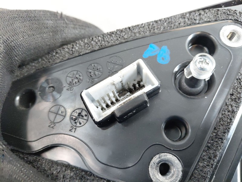 Recambio de retrovisor derecho para kia ceed sportswagon hybrid referencia OEM IAM   