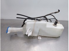 Recambio de deposito limpia para kia ceed drive referencia OEM IAM   