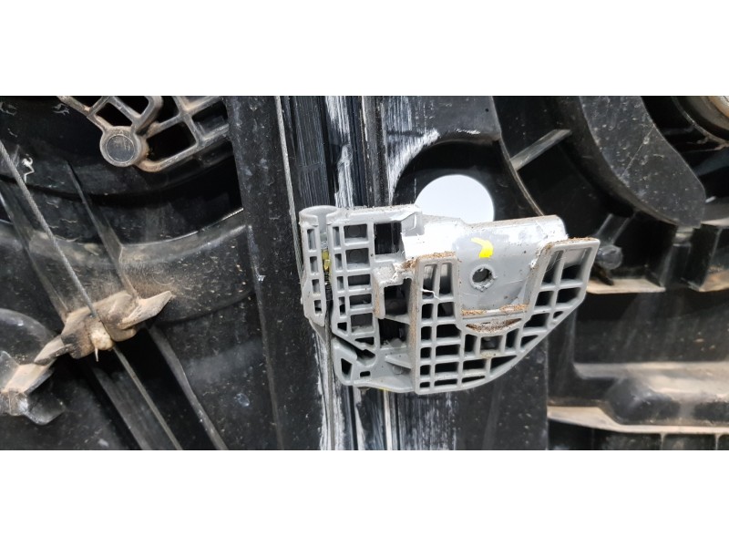 Recambio de elevalunas delantero derecho para hyundai tucson ix35 referencia OEM IAM 82481D7010 82480D7180 82460D7000