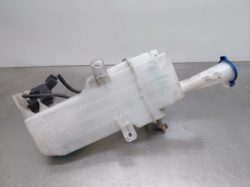 Recambio de deposito limpia para kia ceed sportswagon hybrid referencia OEM IAM   