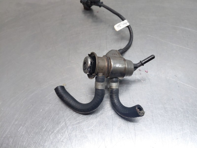 Recambio de inyector para kia ceed sportswagon hybrid referencia OEM IAM   