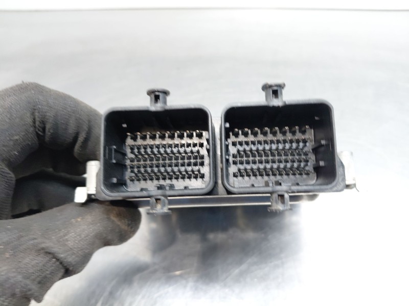 Recambio de centralita motor uce para kia ceed drive referencia OEM IAM   