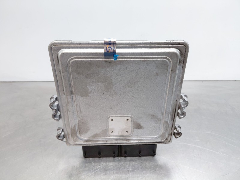 Recambio de centralita motor uce para kia ceed sportswagon hybrid referencia OEM IAM   