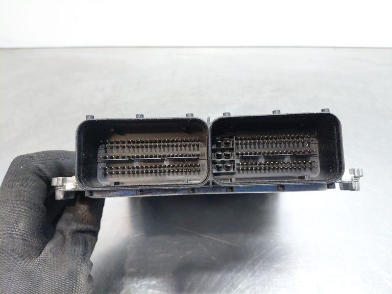 Recambio de centralita motor uce para kia ceed sportswagon hybrid referencia OEM IAM   