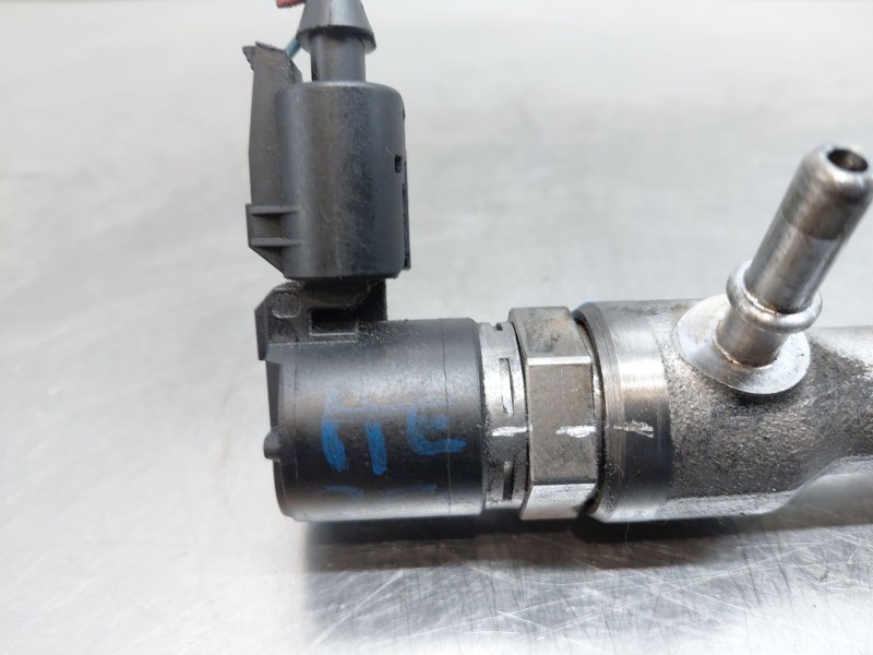 Recambio de rampa inyectora para kia ceed sportswagon hybrid referencia OEM IAM   