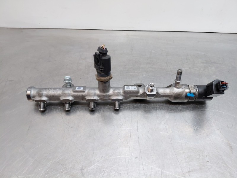 Recambio de rampa inyectora para kia ceed sportswagon hybrid referencia OEM IAM   