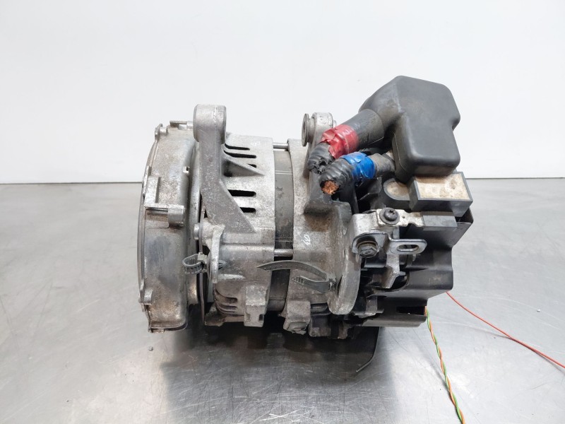 Recambio de alternador para kia ceed sportswagon hybrid referencia OEM IAM   