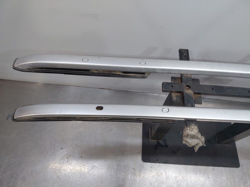 Recambio de barras techo para jeep renegade suv referencia OEM IAM   