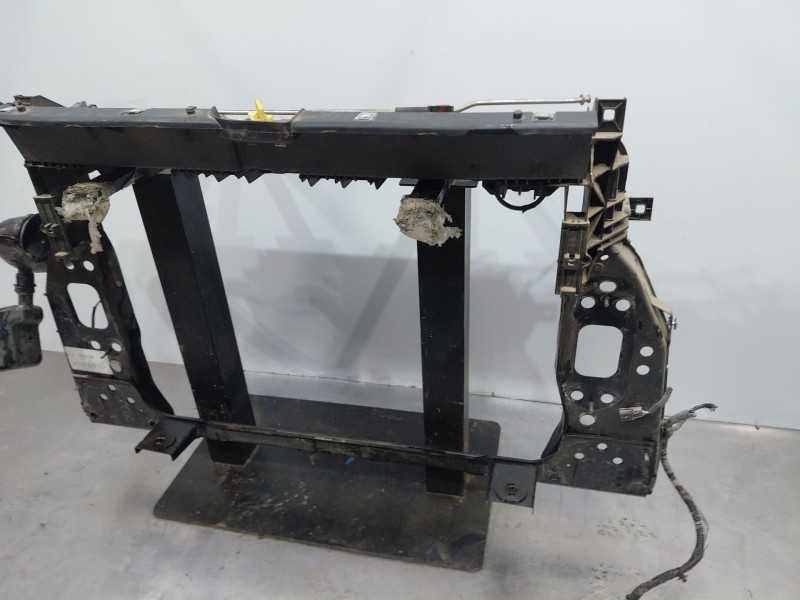 Recambio de panel frontal para jeep renegade suv referencia OEM IAM   