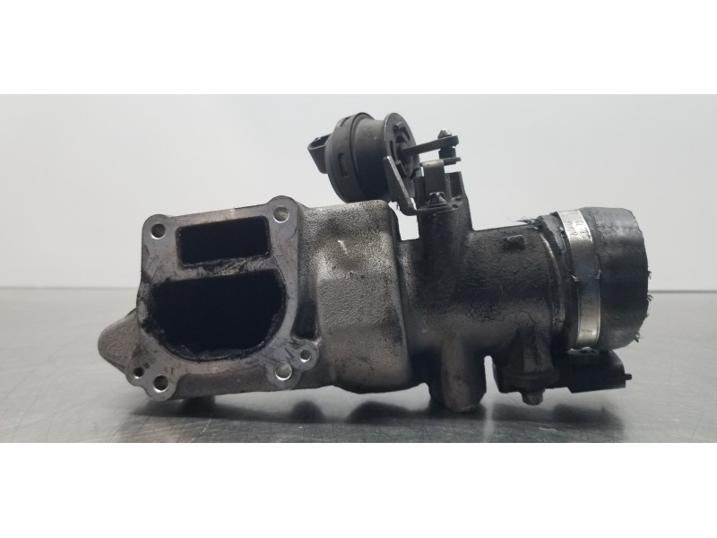 Recambio de caja mariposa para opel vectra c berlina comfort referencia OEM IAM 55350621 08226804 