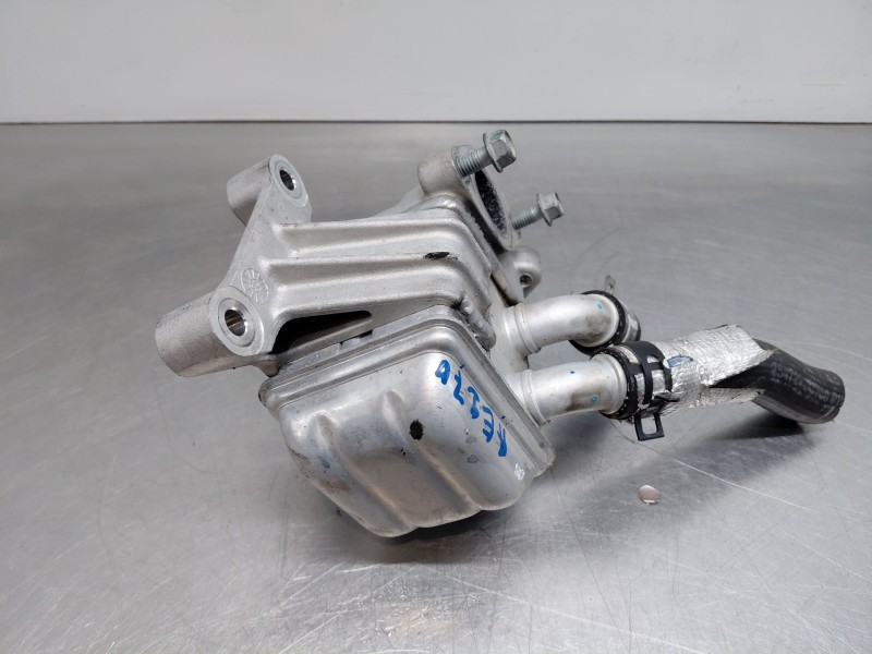Recambio de enfriador egr para kia ceed sportswagon hybrid referencia OEM IAM 28460-2U001  