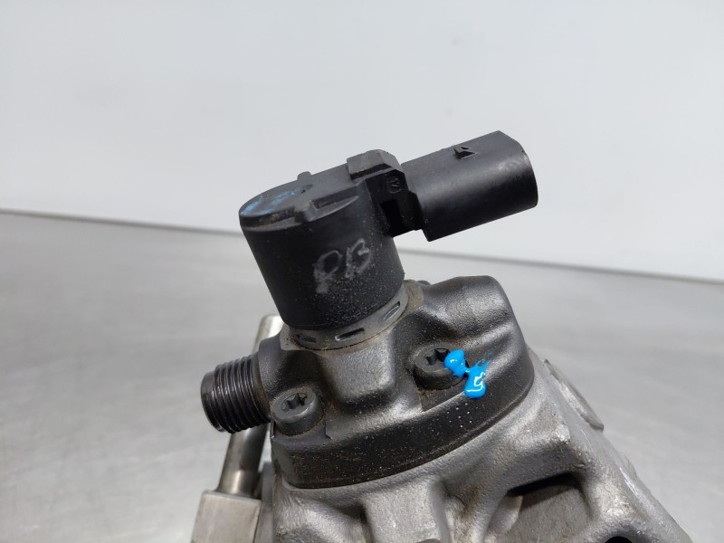 Recambio de bomba inyeccion para kia ceed sportswagon hybrid referencia OEM IAM 331002U000  