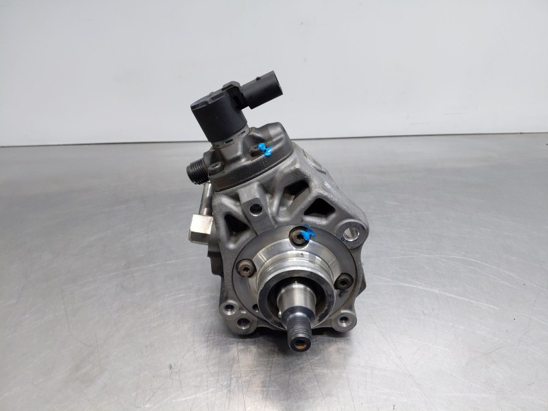 Recambio de bomba inyeccion para kia ceed sportswagon hybrid referencia OEM IAM 331002U000  