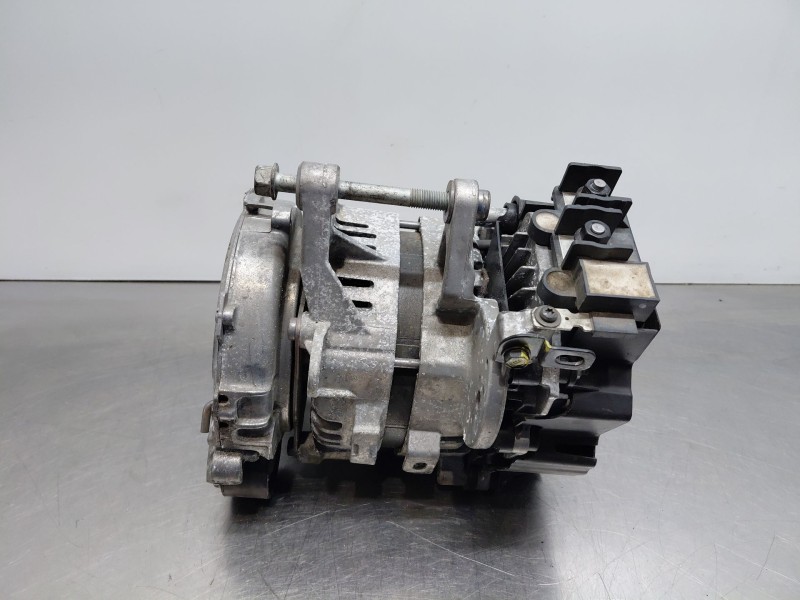 Recambio de alternador para kia ceed sportswagon hybrid referencia OEM IAM   