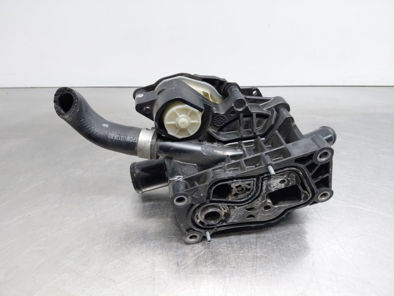 Recambio de termostato para kia ceed sportswagon hybrid referencia OEM IAM 256902U000  