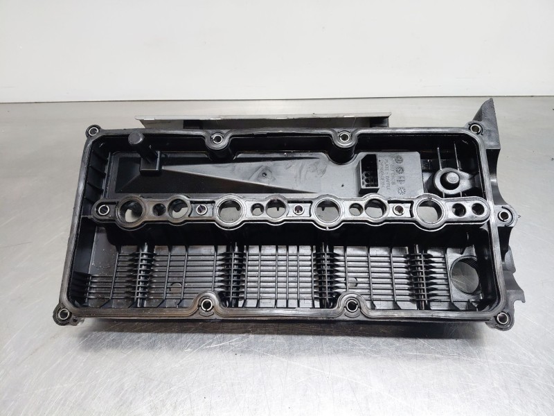 Recambio de tapa balancines para kia ceed sportswagon hybrid referencia OEM IAM 224102U700  