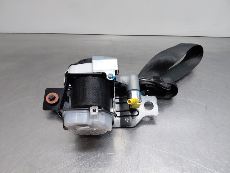 Recambio de cinturon seguridad trasero derecho para kia ceed sportswagon hybrid referencia OEM IAM   