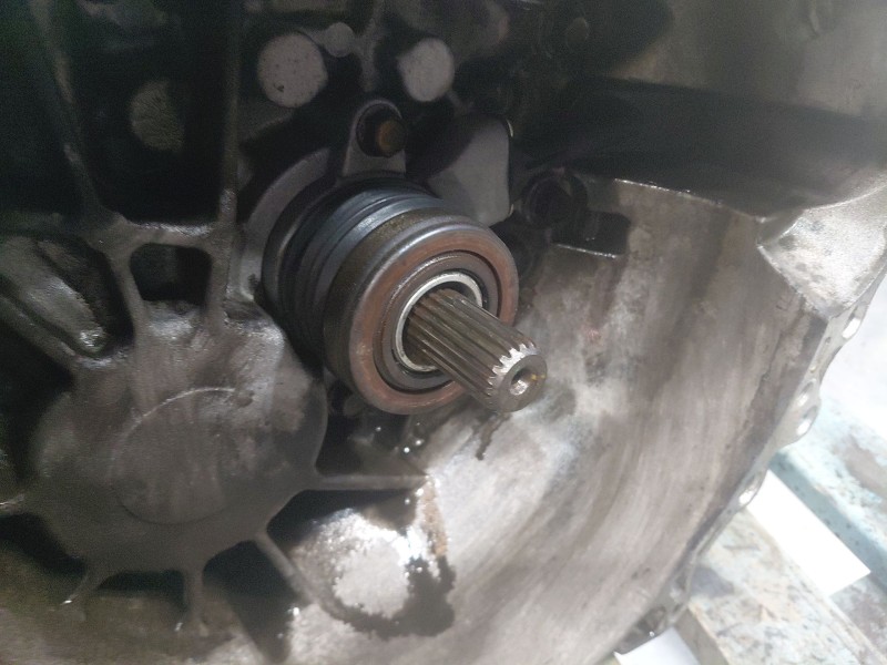 Recambio de caja cambios para kia ceed sportswagon concept referencia OEM IAM WKJ6  