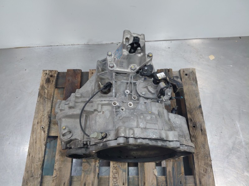 Recambio de caja cambios para kia ceed sportswagon hybrid referencia OEM IAM WNJ6  