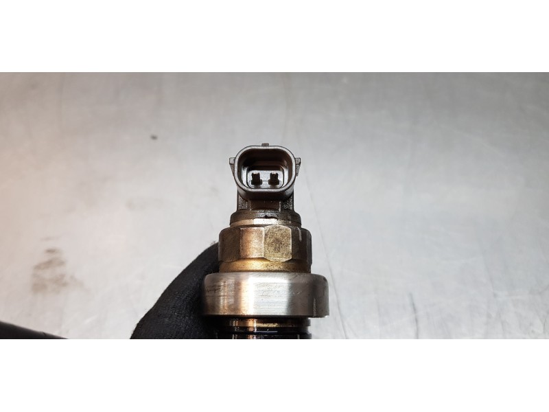 Recambio de inyector para opel meriva blue line referencia OEM IAM 8973138612  