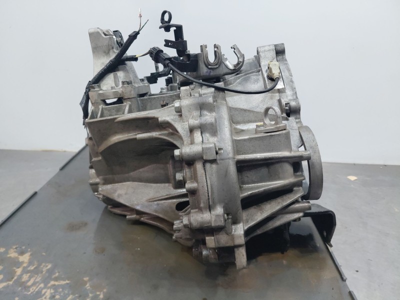 Recambio de caja cambios para kia ceed sportswagon hybrid referencia OEM IAM WMJ6  