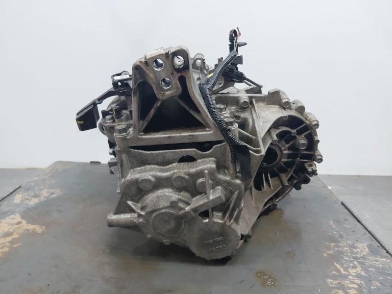 Recambio de caja cambios para kia ceed sportswagon hybrid referencia OEM IAM WMJ6  