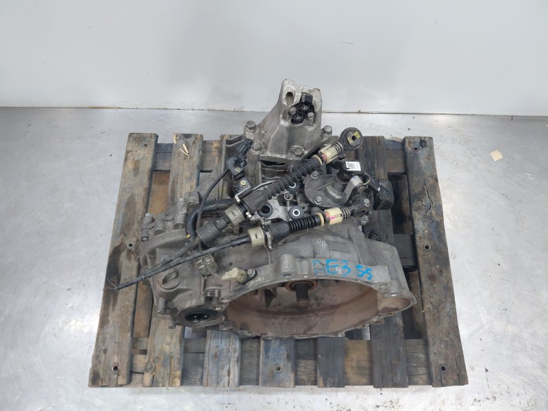 Recambio de caja cambios para kia ceed sportswagon hybrid referencia OEM IAM WNJ6  