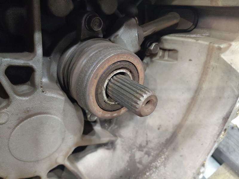 Recambio de caja cambios para kia ceed sportswagon hybrid referencia OEM IAM WNJ6  