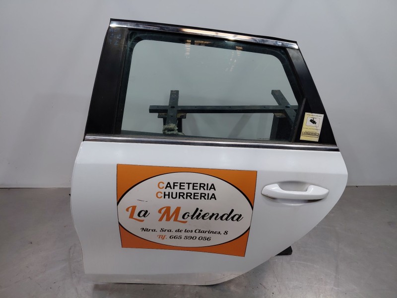 Recambio de puerta trasera izquierda para kia ceed sportswagon concept referencia OEM IAM   