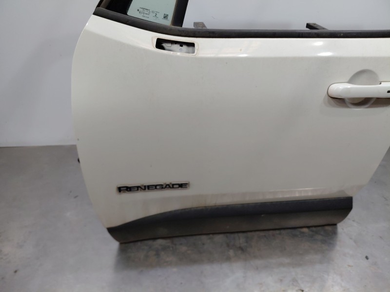 Recambio de puerta delantera izquierda para jeep renegade suv referencia OEM IAM   